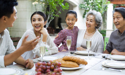 Ở rể nhà vợ, kiếp 'chó chui gầm chạn' hóa ra lại sướng hơn tiên