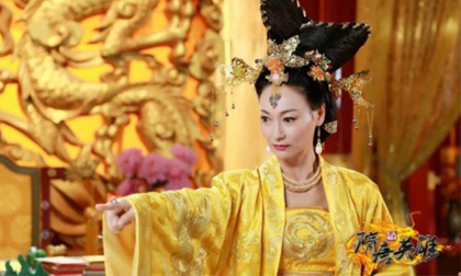 Những chiêu đánh ghen man rợ khiến tình địch 'sống không bằng chết' của Vương hậu Chiêu Tín