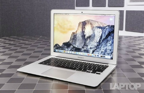 Top máy tính có tuổi thọ pin “trâu” nhất thị trường - 2