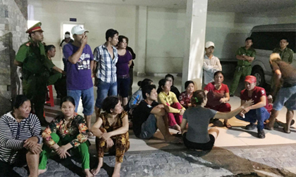Nam công nhân chết bất thường, người nhà vây kín công ty xuyên đêm