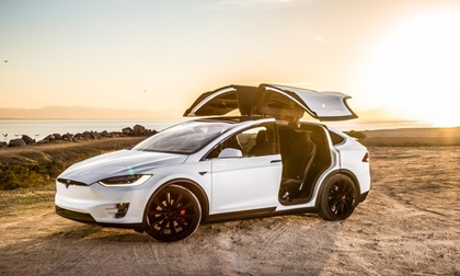 Tesla Model X vừa về Việt Nam có phiên bản nâng cấp ở nước ngoài