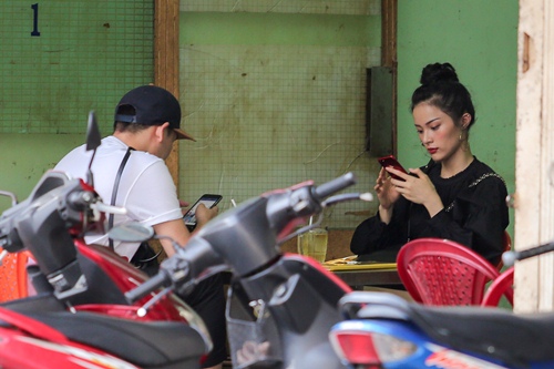 ha vi len tieng ve nguoi thanh nien ma co 
