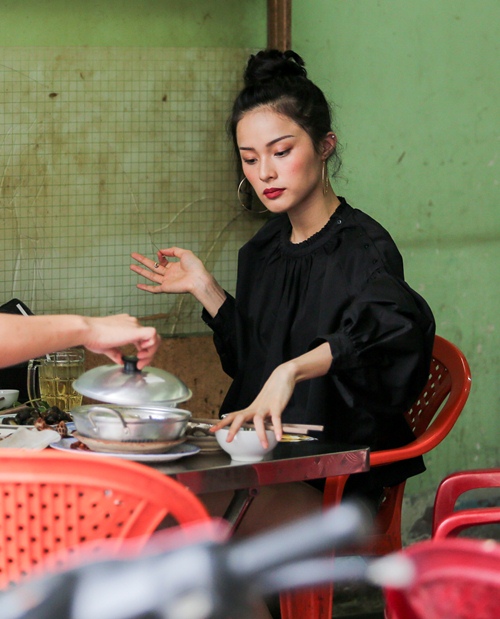 ha vi len tieng ve nguoi thanh nien ma co 