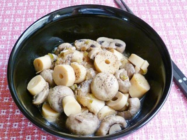 la mieng, ngon com voi mon nam kho mang hinh anh 2