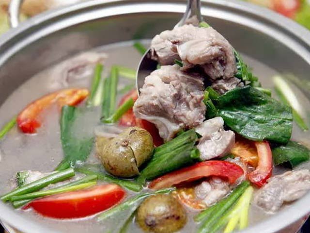 cach lam mon canh suon nau sau chua diu mat cho bua com ngay he hinh anh 4