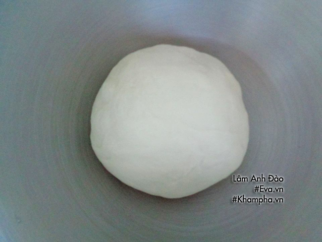 cach lam banh bao xuc xich hinh tho cho bua sang - 3