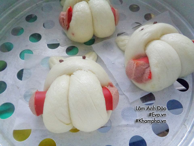 cach lam banh bao xuc xich hinh tho cho bua sang - 9