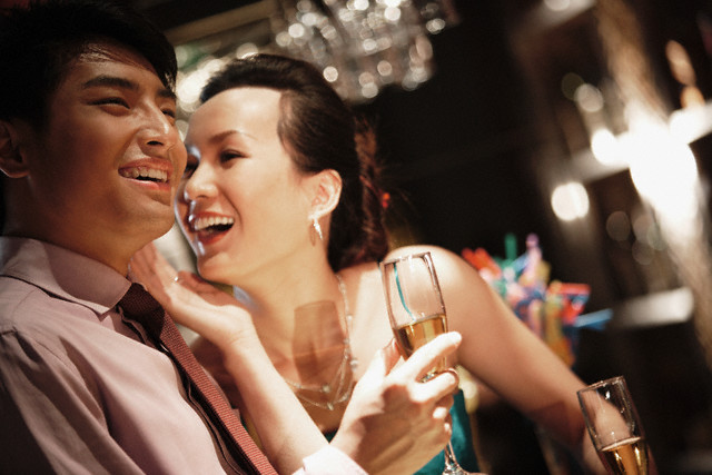 Ngay đêm về ra mắt nhà chồng tương lai, em phải vội vã trở lại thị trấn vì không thể chịu được - Ảnh 1.