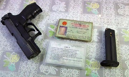 Về nhà lấy súng truy sát người làm náo loạn cả phố