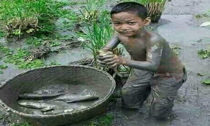 Tuổi thơ ai đã từng trải qua những trò chơi này phải chăng đã quá già?