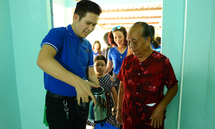Nâng cao đời sống Mẹ Việt Nam anh hùng