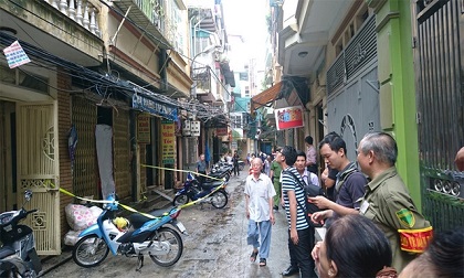 Vụ cháy nhà 4 tầng ở phố Vọng: Bé trai may mắn thoát chết nhờ đi chơi điện tử về muộn