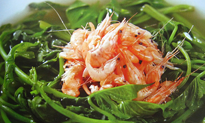 Nhiều người hờ hững với rau khoai lang mà không biết loại rau này chữa được ti tỉ thứ bệnh