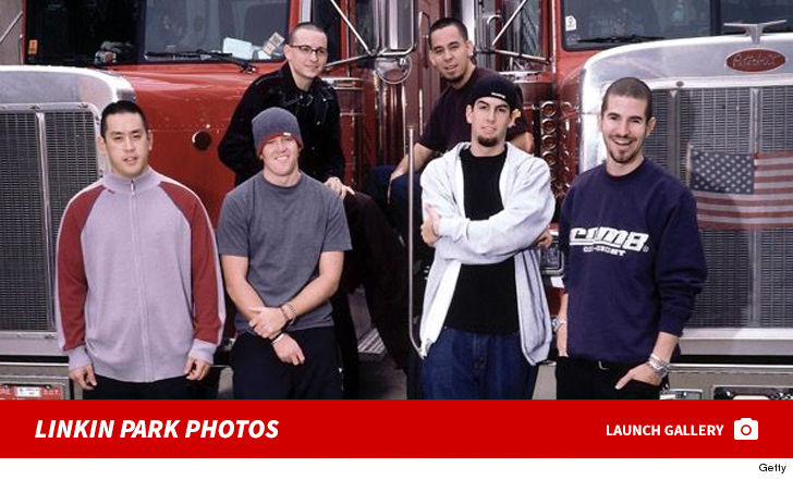 nam ca si chester bennington cua huyen thoai linkin park tu tu qua doi o tuoi 41 - 3