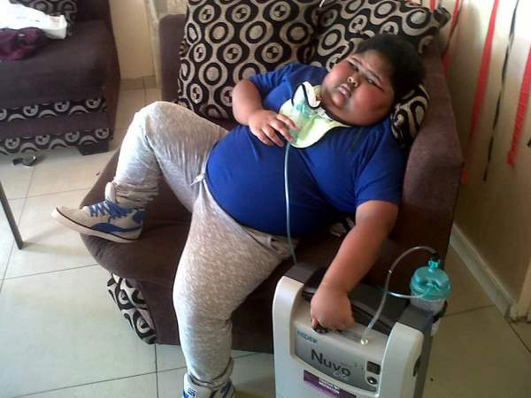 cuoc song hang ngay chi an va an khien cau be 10 tuoi da co can nang qua dang so - 3