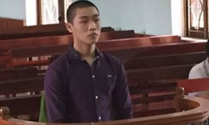 “Gánh” 2 tội vì “vượt rào” với bạn gái lớp 8