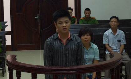 Níu kéo tình cảm bất thành, phóng hỏa đốt phòng trọ người yêu cũ