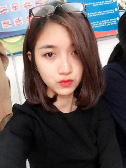 can canh nhan sac co giao lop 1 xinh  dep nhu thien than khi bi chup len - 10