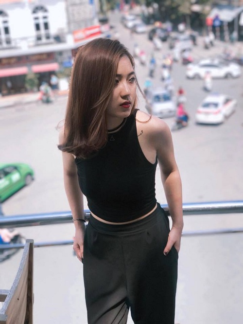 can canh nhan sac co giao lop 1 xinh  dep nhu thien than khi bi chup len - 5