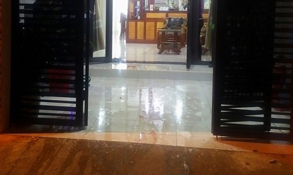 Giang hồ truy sát cả gia đình, 1 người bị bắn chết
