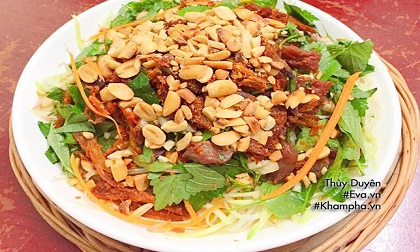 Cách làm nộm sứa, bò khô, đu đủ đãi chồng cuối tuần