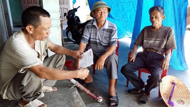 uan khuc nguoi phu nu bi bat khan cap vi nghi bat coc tre em hinh anh 1