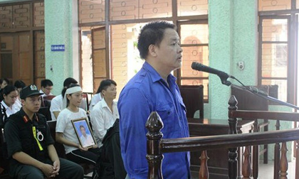 Đâm chết người yêu vì ghen tuông vô cớ