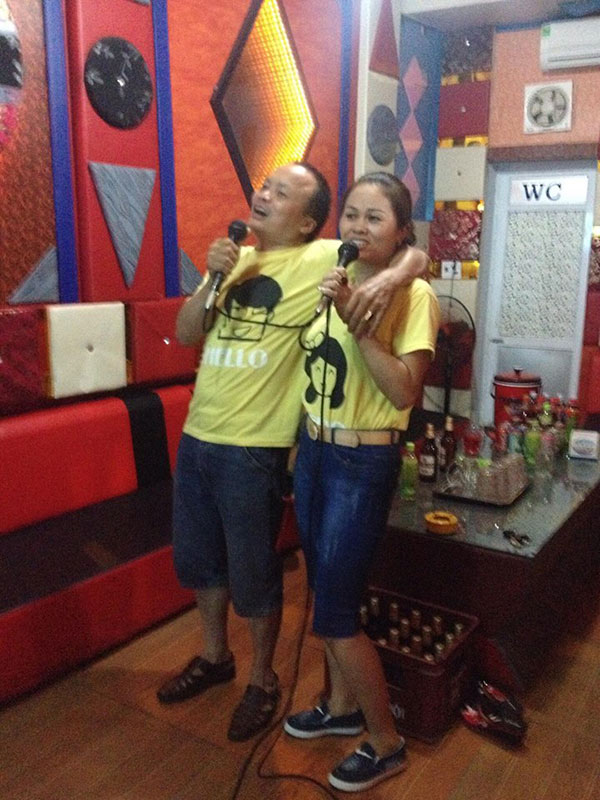 cap doi bac giang: 26 nam goi tay chong ngu, mac do doi moi luc moi noi hinh anh 4