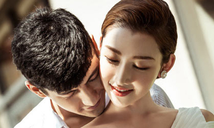 Chồng công tác xa, vợ trẻ tìm đến tình cũ vì cô đơn