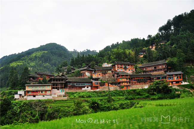 check-in ngay 8 diem du lich noi nhu con, dep lung linh o tq hinh anh 1