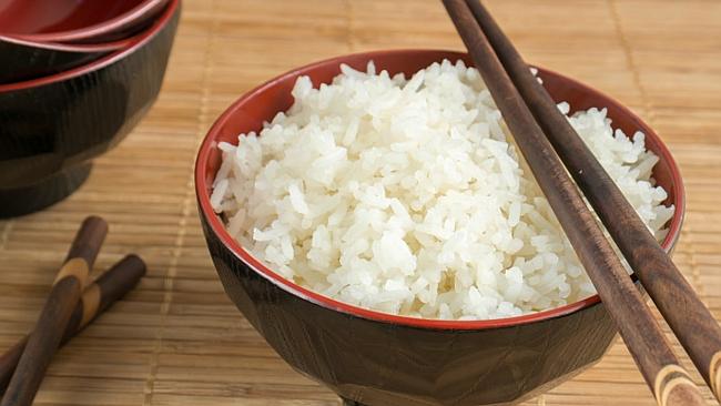 Con dâu khóc thét với mẹ chồng ở bẩn: nồi xoong không bao giờ rửa, gầm giường ngập BVS dùng rồi - Ảnh 3. Con dâu khóc thét với mẹ chồng ở bẩn: nồi xoong không bao giờ rửa, gầm giường ngập BVS dùng rồi - Ảnh 3.