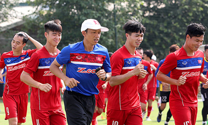 U22 Việt Nam được 'nâng trứng, hứng hoa': Đừng có thành... nhà trẻ!