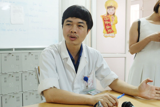xuc-dong-buc-tam-thu-cua-nam-sinh-15-tuoi-dau-don-khi-nhin-me-co-giat-hon-me-vi-sot-xuat-huyet-5