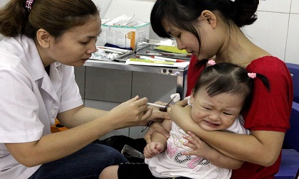 Cẩn trọng với viêm não Nhật Bản đang bùng phát ở trẻ trong mùa nắng