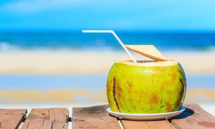 Uống nước dừa mà không biết điều này nguy hiểm tính mạng, hại hơn cả mắc ung thư