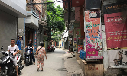 Vụ bà già trộm đồ trong shop quần áo: Bị tâm thần phân liệt nên được bàn giao về cho gia đình chữa bệnh