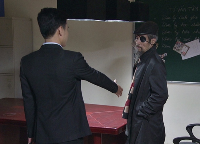 bi an khong tuong cua 