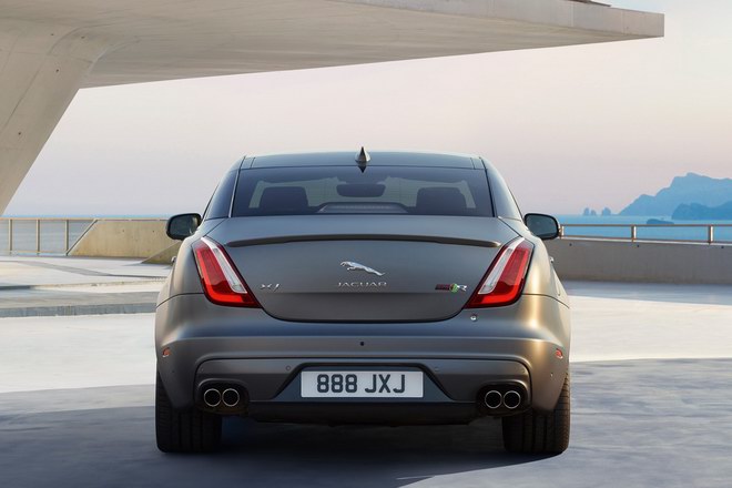 jaguar xjr 575 2018: sieu sedan gia gan 3 ty dong hinh anh 2