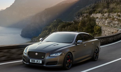 Jaguar XJR 575 2018: Siêu sedan giá gần 3 tỷ đồng