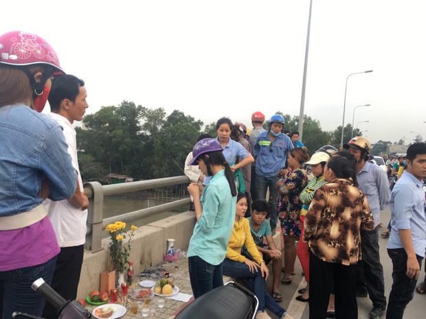 Cô gái ngây dại đứng nhìn người yêu gieo mình xuống sông Sài Gòn tự tử - Ảnh 1. Cô gái ngây dại đứng nhìn người yêu gieo mình xuống sông Sài Gòn tự tử - Ảnh 1.