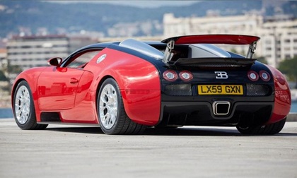 Bugatti Veyron Grand Sport cũ 8 năm vẫn bán giá 39 tỷ đồng