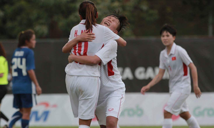 Tuyển nữ Việt Nam khởi đầu như mơ ở SEA Games