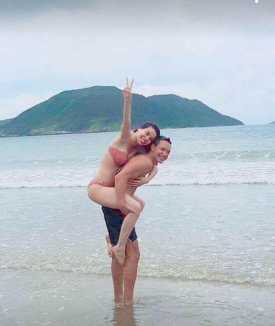 Vừa nói hẹn hò là PR, Hà Hồ đã lộ ảnh đi biển cùng Kim Lý - Ảnh 5. Vừa nói hẹn hò là PR, Hà Hồ đã lộ ảnh đi biển cùng Kim Lý - Ảnh 5.