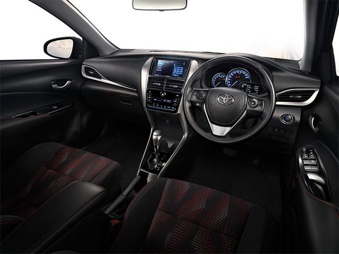 Toyota Yaris Ativ ra mắt, giá từ 320 triệu đồng - 4