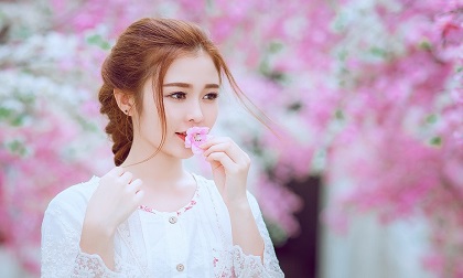 Phụ nữ gạt bỏ tình yêu, chọn lấy thành công, giàu sang liệu có phải là tất cả không?