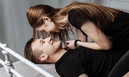 Phụ nữ tuổi nào cực kỳ thông minh nhưng dễ chết vì tình, chỉ biết 'khôn nhà dại chợ'