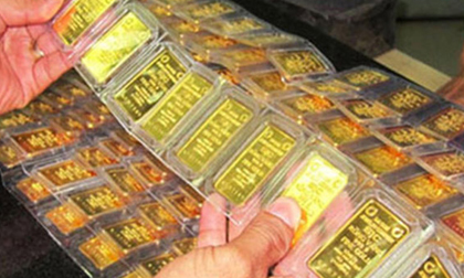 Giá vàng hôm nay 19/8: Đảo chiều giảm mạnh