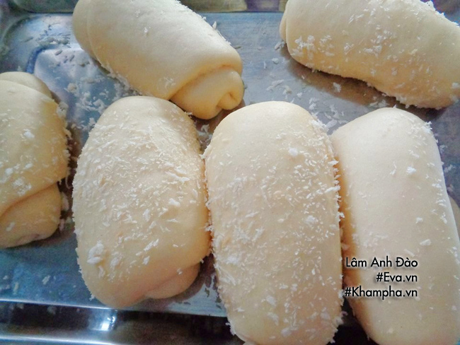 an sang voi banh mi chien nhan kem custard chay thom lung, beo ngay - 12