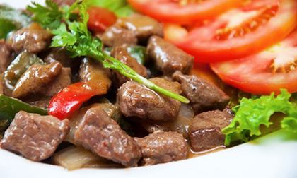 Thịt bò rất tốt nhưng những người này ăn nhiều sẽ rất nguy hiểm