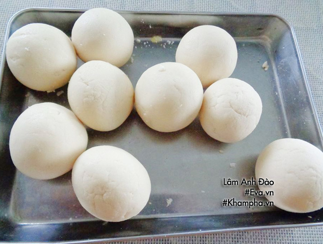 cach lam banh ran nhan dau xanh vo gion rat ngon cho ngay mat troi - 6